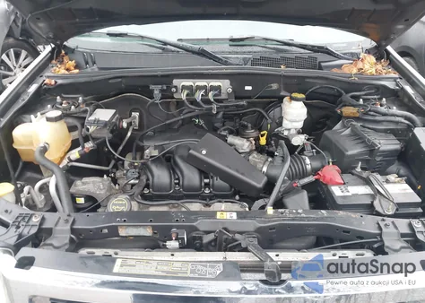 2008 Ford Escape Xlt z USA, uszkodzony, nr VIN 1FMCU03148KA77343